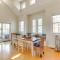 Spacious Avalon Beach House - 2 Blocks to Water!