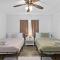 Resort-style home with a Heated Pool and a Huge Gated Yard - Orlando