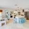 Walk to Beach Waterfront Home in Marathon! - Marathon