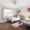 Hidden Gems with Pool and Game room - Pflugerville