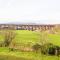 Stunning Home with a view over Whalley Viaduct - 沃利