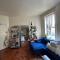 Bright Artist 2 Bedroom - One block from Prospect Park - Across from the train - بروكلين
