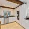 The Coach House - An exeptional 3 story house in the heart of the lanes with secure private parking