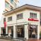 RedDoorz Premium @ Balestier