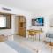 The Surf Yamba - Boutique Hotel