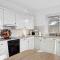 Nice Home In Glowe With Wifi - Глове