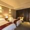 Zhuhai Starlight Hotel - Чжухай