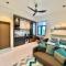 Homie STUDIO - 1 room with kitchen, dining table, sofa, TV with pool and free wifii 500 meter dari Hospital Sultanah Bahiyah Alor Setar Kedah - Alor Setar