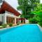 Pranaluxe 4 Bedroom Pool Villa C6 - 盼武里