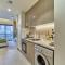 Bright Studio in Azizi Riviera Perfect Getaway - Dubaj
