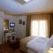 Maywood Hotel