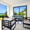 White&Blue Beachfront Luxury Poste Lafayette - Poste Lafayette