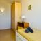Apartamento en lAmpolla con piscina