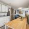 Endless Summer, 3 BD Steps to the Gulf, Deck - جالفيستون