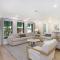 Spacious Pool Home Near Beach with backyard oasis - 那不勒斯