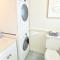2 Min Walk to the Ocean Central A C - Harwich
