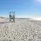2 Min Walk to the Ocean Central A C - Harwich