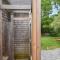 Newly Updated Home Stone Patio & Fire Pit - دينيس