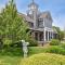 Newly Updated Home Stone Patio & Fire Pit - دينيس