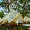 Touching Camping