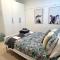 Manly Beach Retreat with free onsite parking