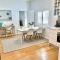 Manly Beach Retreat with free onsite parking