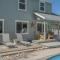All Seasons Getaway by NW Comfy Cabins
