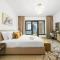 Chalet Homes Apartment Near Burj Khalifa and Dubai Mall