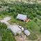RUSTIC ARMADILLO CABIN with VIEW BY HIDDEN FALL PARK, Fenced yard for Dogs - Smithwick