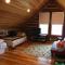 RUSTIC ARMADILLO CABIN with VIEW BY HIDDEN FALL PARK, Fenced yard for Dogs - Smithwick