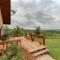 RUSTIC ARMADILLO CABIN with VIEW BY HIDDEN FALL PARK, Fenced yard for Dogs - Smithwick