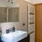 Riva Central Apartment - Free Parking