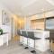 Penrith 3Br apt close toTrain station & Shopping