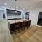 O Stylish 4 Room Oasis with 65 TV