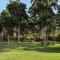 FREE Breakfast, Villa Dreamcatcher with Outdoor and Indoor Pool, Hot Tub, Playroom and Home Cinema