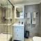 Boutique Hotel Niesenblick - direkt am Thunersee gelegen mit SELF CHECK IN & digitaler Rezeption