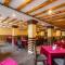 Yellow Pagoda Hotel