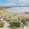 Front Lake Holiday 2BR 1BA Guest Home with Hot Tub - Rowlett