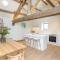 Alder Hill Barn By Birch Stays - Broughton