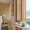 Il Porticciolo by Rent All Como - 卡拉泰乌廖