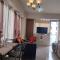Emy Cozy Studio unit with street view balcony - Manila