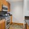 1537A 2BDRM-STARR