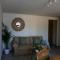 Appartement RDC en Bas de Villa avec Chambre - Le Val
