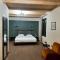 Innwoods Hotel