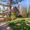 Fox Farm Manor - Custom built home with woodsy vaulted ceilings! - بيغ بير لاكي