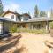 Fox Farm Manor - Custom built home with woodsy vaulted ceilings! - بيغ بير لاكي