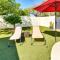 Pool, Putting Green and Games Chandler Home! - Chandler