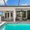 Walking Distance to the Beach! Extravagant 2024 Coastal Oasis - جزيرة ماركو