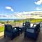 Luxury Absolute Ocean View Lodge - Waverley Town District