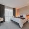 Chic Retreat - Modern Comforts & Game Room Fun - 基督城